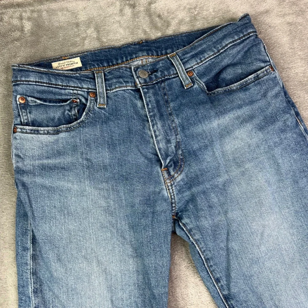 Levi's Premium 541 Slim Jeans Mens 32x32 Blue Medium Wash Five Pocket Denim
